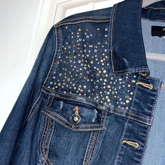 Cropped Torrid jacket - Picture 2 of 9